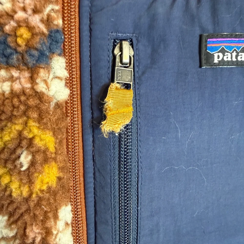 Patagonia Rare Retro-X Fleece Jacket in
Brown Tundra - Picture 2 of 5